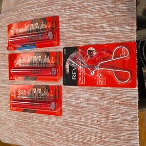 3 REVLON BRAND WOMENS BLACK & BLACKEST BLACK "SO FIRECE" MASCARAS & EYELASH CURL